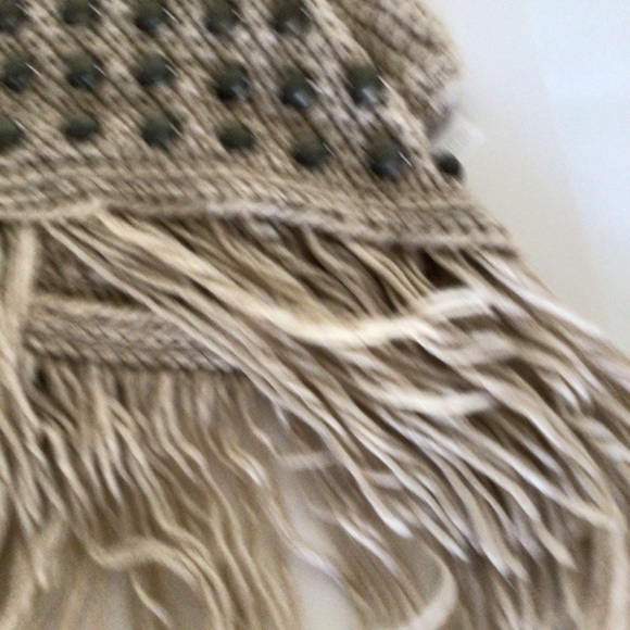 ALBERTO MAKALI WOOL STUDDED WRAP - Picture 9 of 15